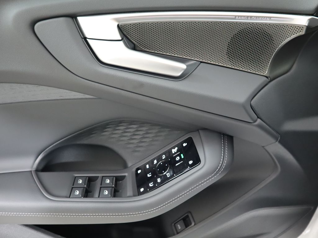 Thumbnail: 2025 Audi A5 - 25