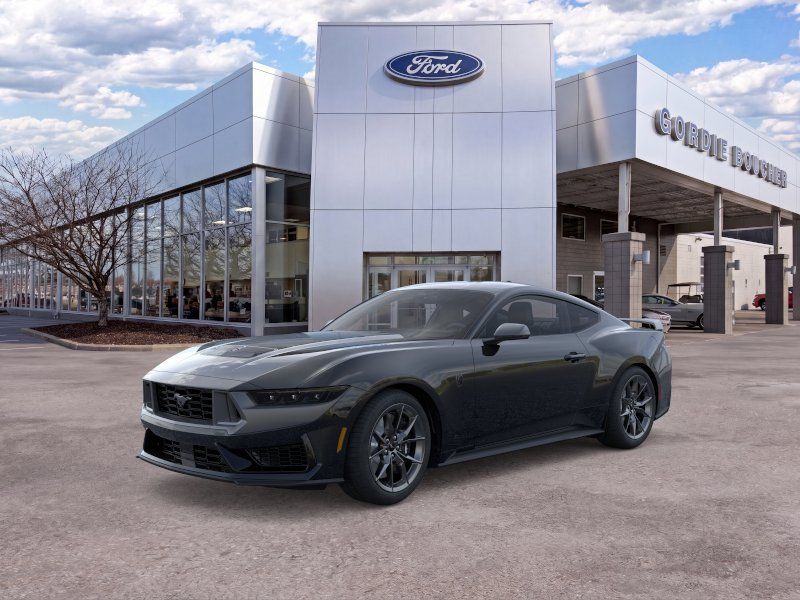 2025 Ford Mustang Dark Horse