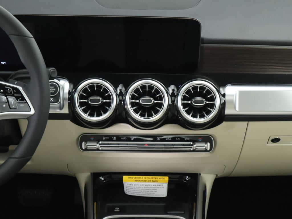 Thumbnail: 2026 Mercedes-Benz GLB - 15