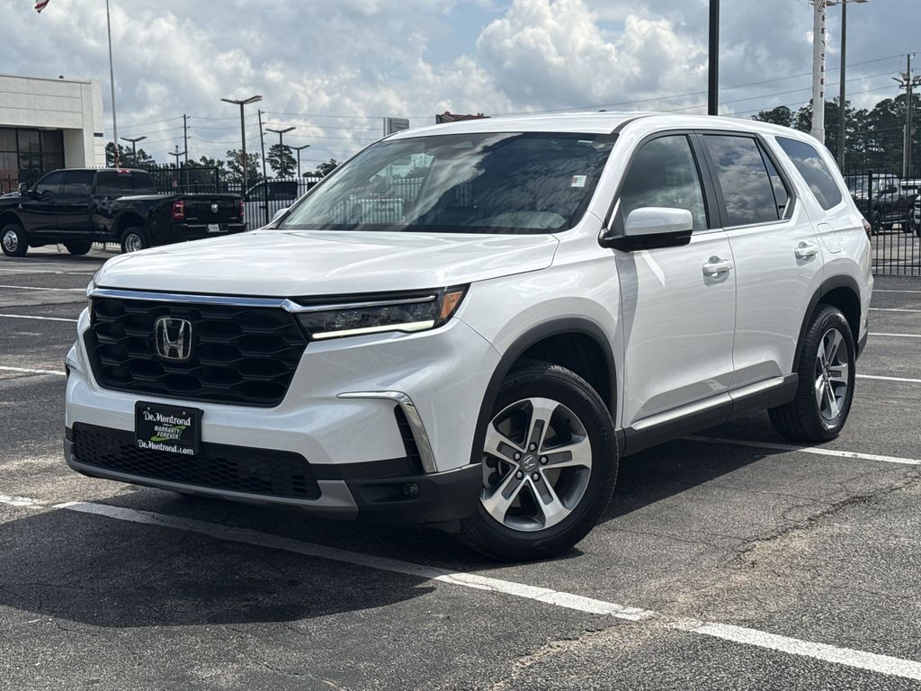 2025 Honda Pilot EX-L White at Community Honda