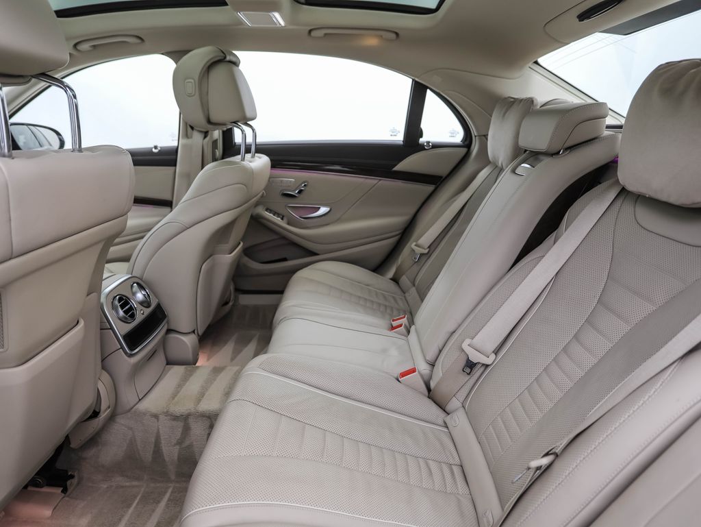 Thumbnail: 2017 Mercedes-Benz S-Class - 21