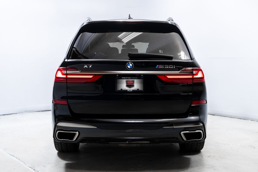 Used 2022 Black BMW M50i image 6