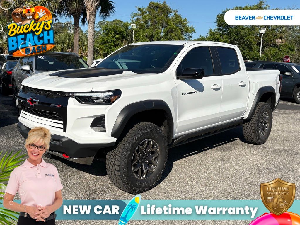 Summit White 2026 Chevrolet Colorado ZR2 Crew Cab 4WD Pickup Truck Four-Wheel Drive 8-Speed Automatic