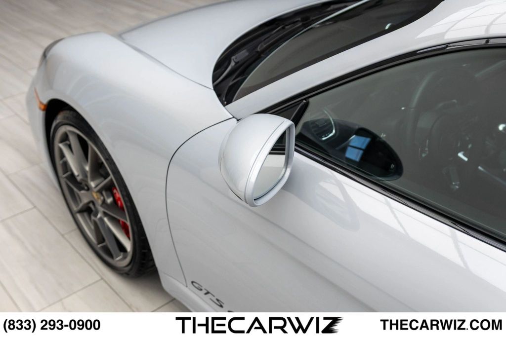 2023 Porsche 718 Cayman