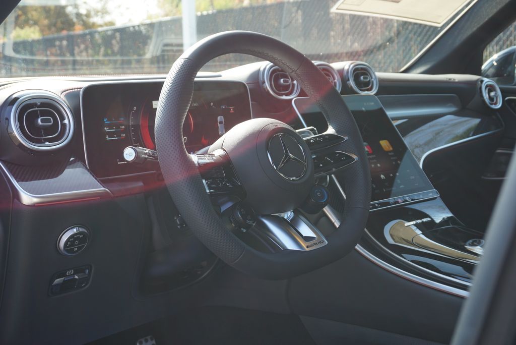 Thumbnail: 2026 Mercedes-Benz GLC - 10