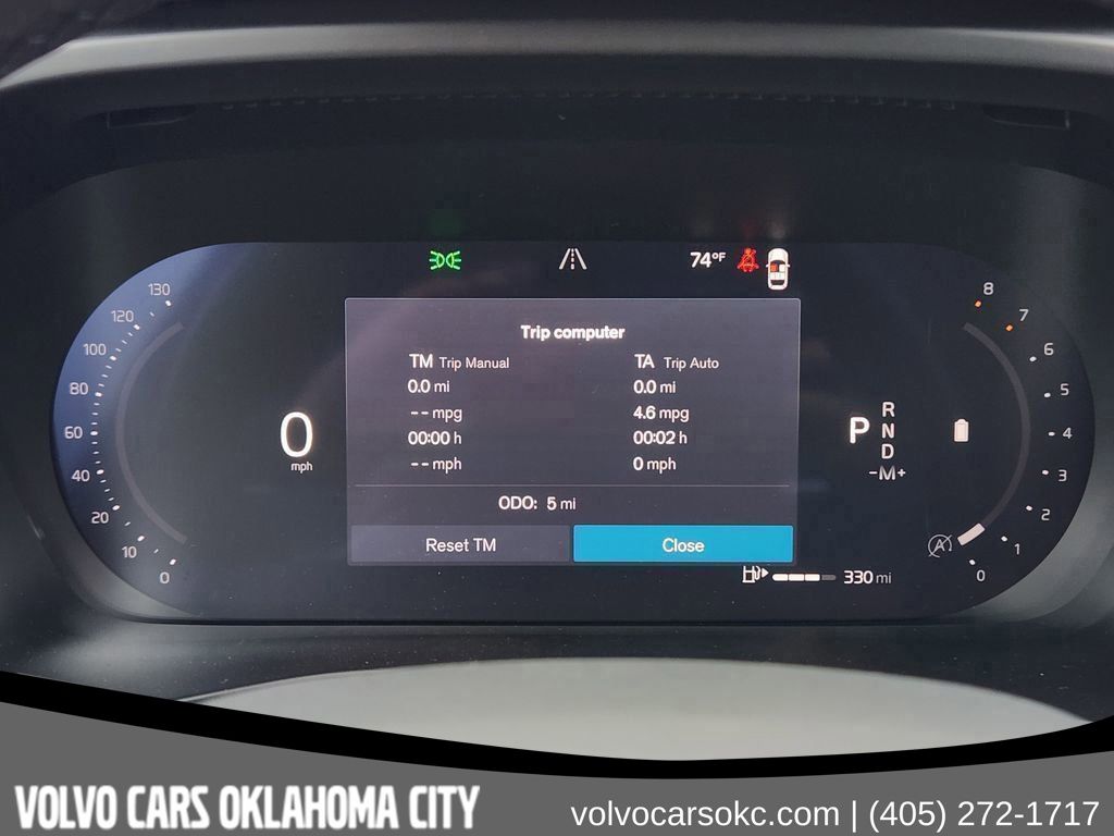 2026 Volvo XC40 Plus - Photo 16