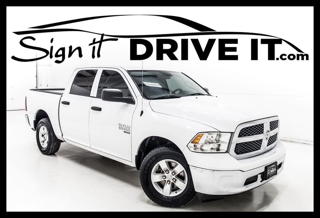 2022 RAM 1500 Classic SLT Crew Cab RWD
