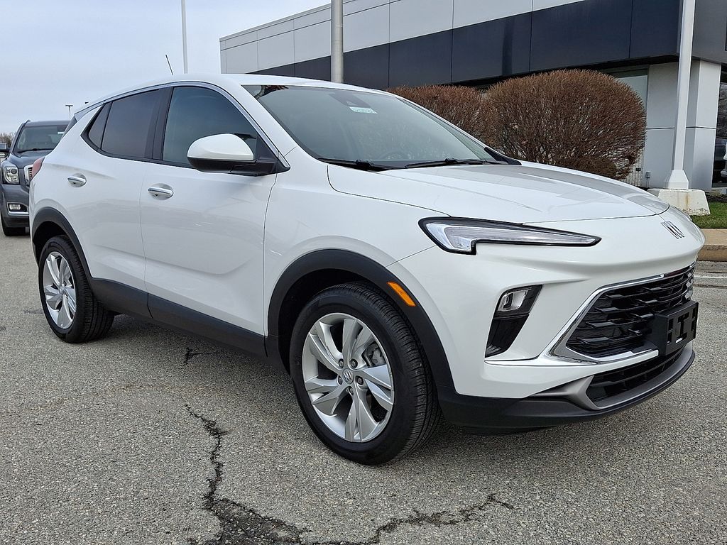 2025 Buick Encore GX Preferred FWD