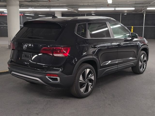 2024 Volkswagen Taos 1.5T SE 9