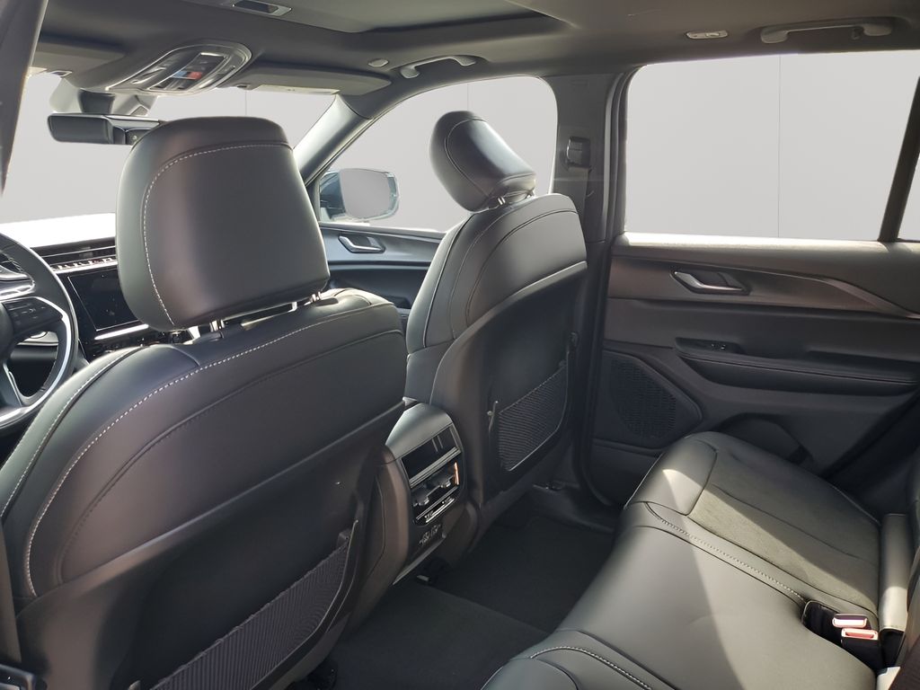 New Car 2025 Jeep Grand Cherokee  For Sale Under $35,000 In Austin, Texas