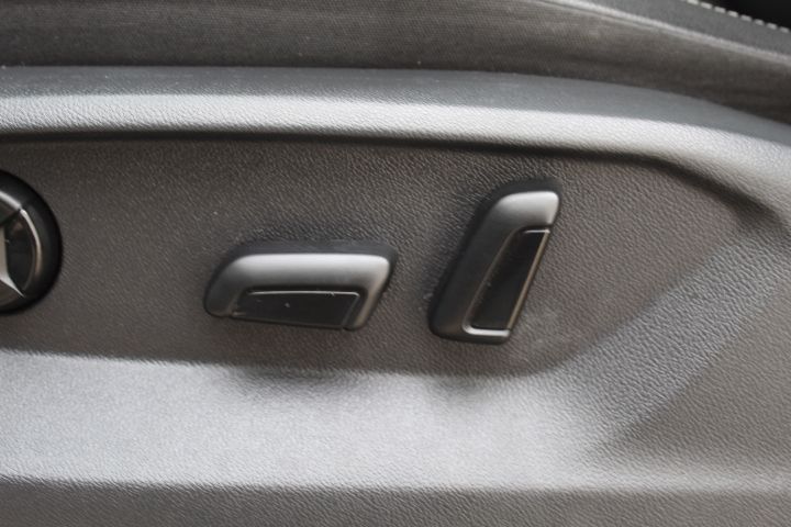 Used Car 2019 Volkswagen Tiguan  For Sale Under $15,000 In Georgetown, Texas