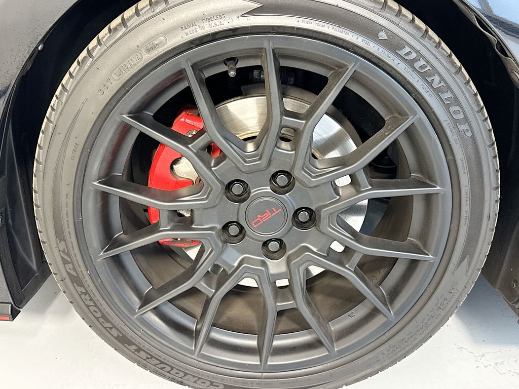 Thumbnail: 2021 Toyota Avalon - 31