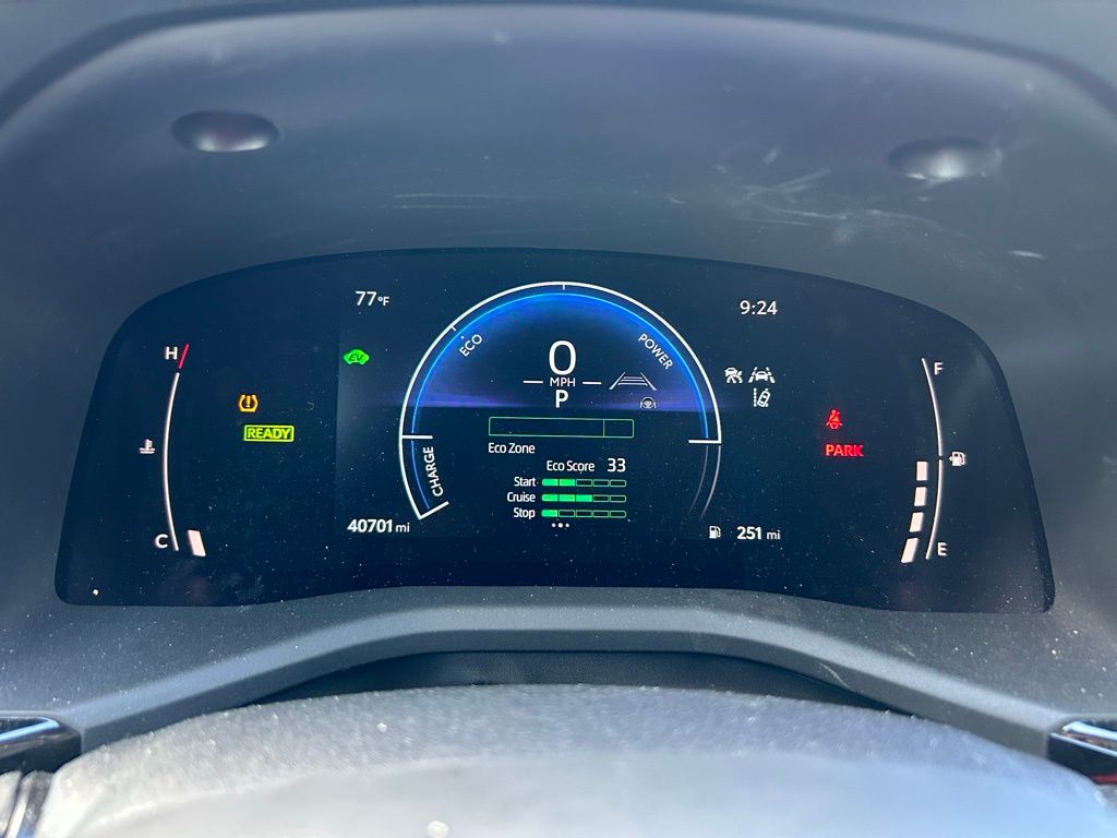 Thumbnail: 2025 Toyota Camry - 22