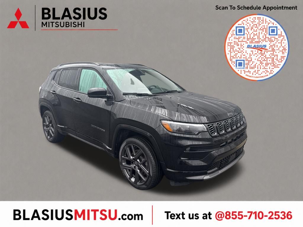 Diamond Black Crystal Pearlcoat 2024 Jeep Compass SUV / Crossover Four-Wheel Drive 8-Speed Automatic
