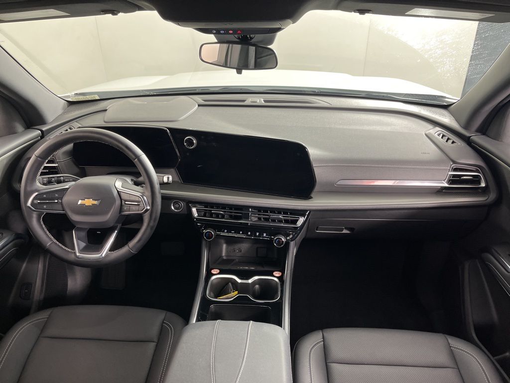 Thumbnail: 2025 Chevrolet Traverse - 21