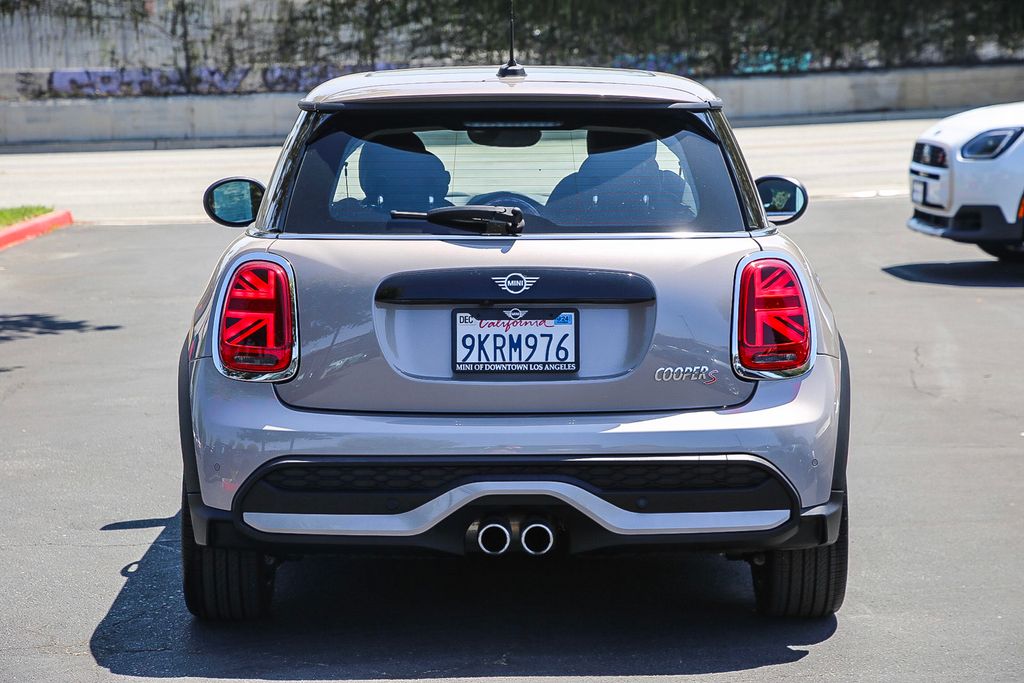 2024 MINI Cooper S Signature 7