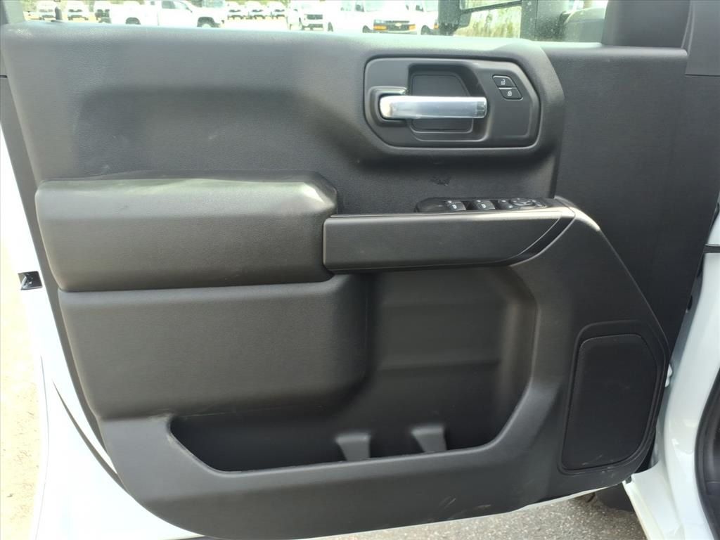 ChevroletSilverado 3500HD18