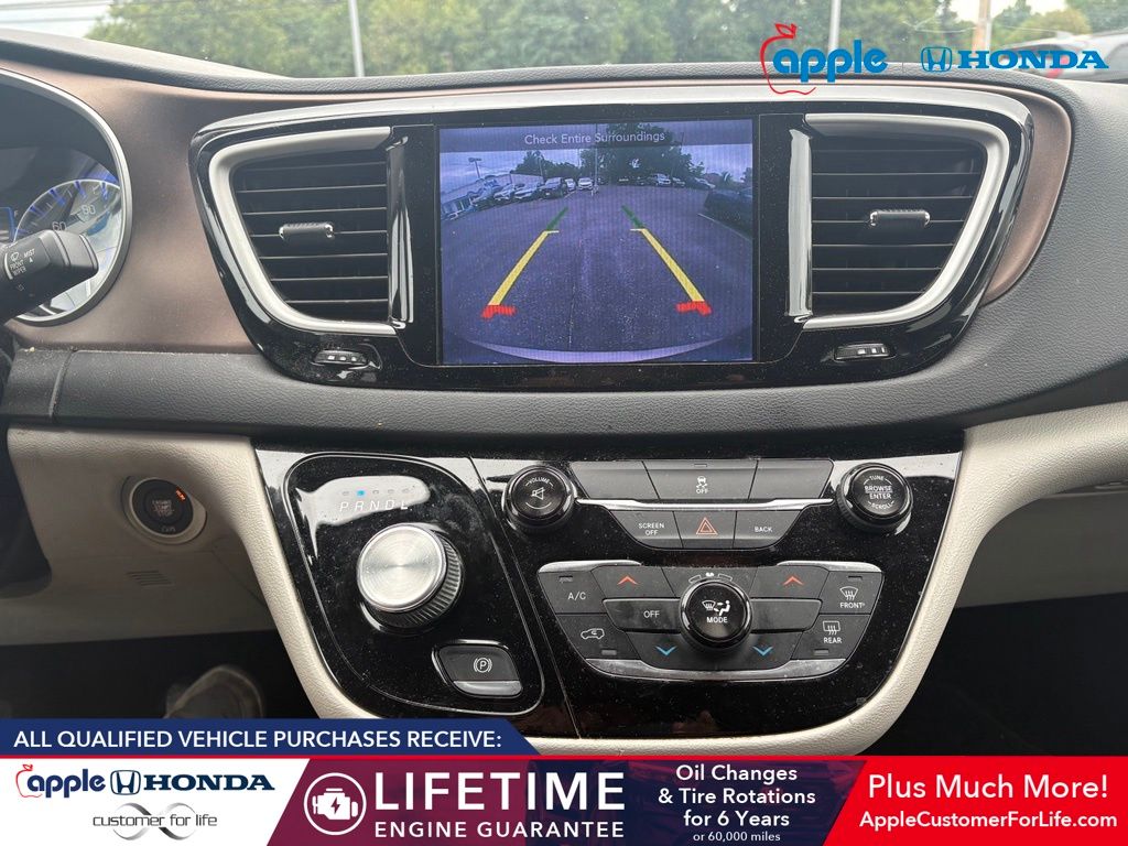 2017 Chrysler Pacifica Touring