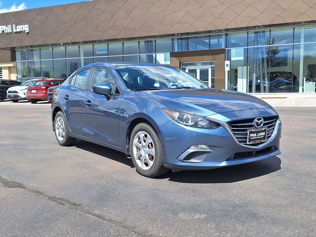 Blue Reflex Mica 2016 Mazda MAZDA3 i Sport Sedan Front-Wheel Drive 6-Speed Manual