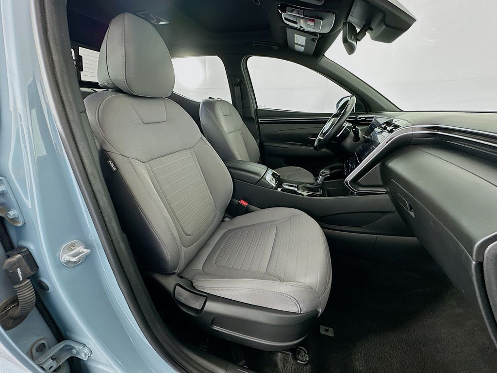 Thumbnail: 2023 Hyundai Santa Cruz - 28