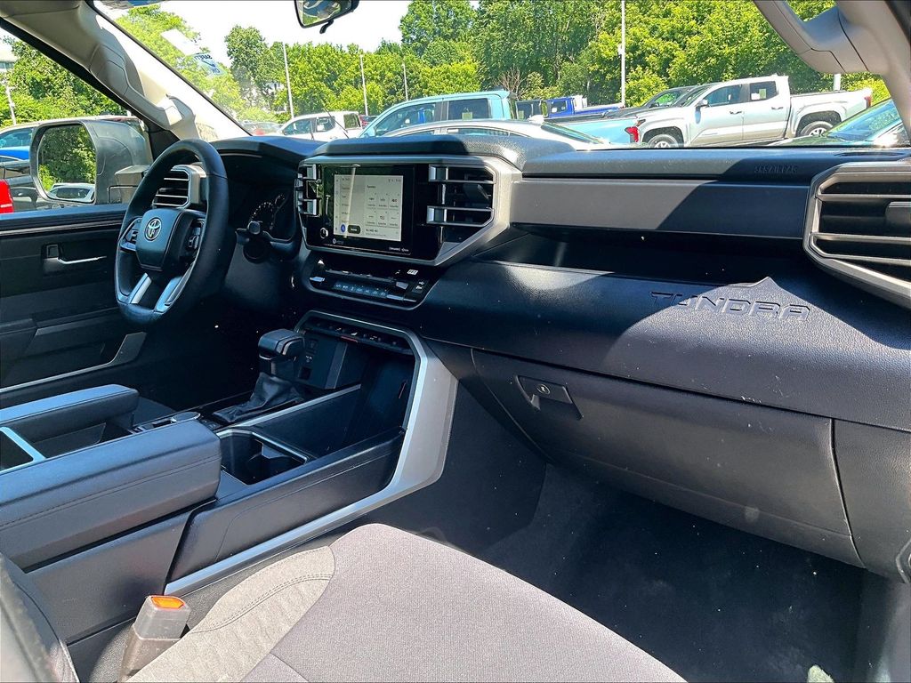 2023 Toyota Tundra — photo 14