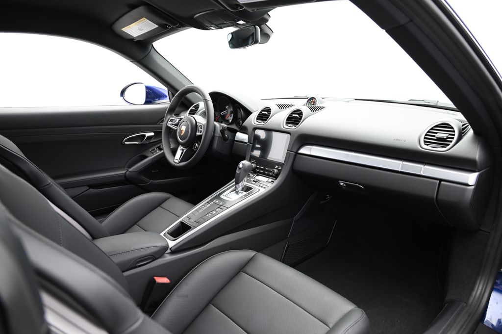 Thumbnail: 2025 Porsche 718 Cayman - 21