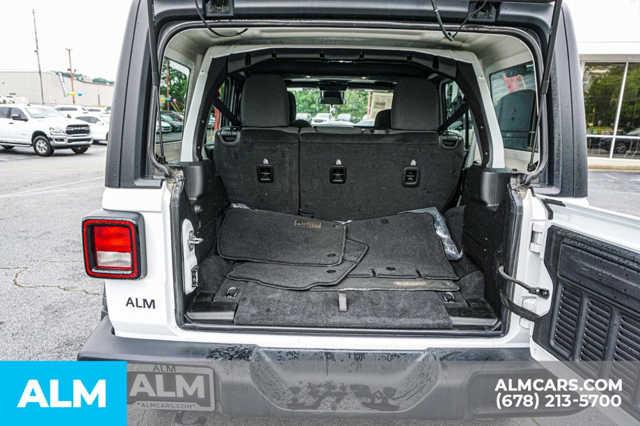 Used 2025 White Jeep Sport S image 24
