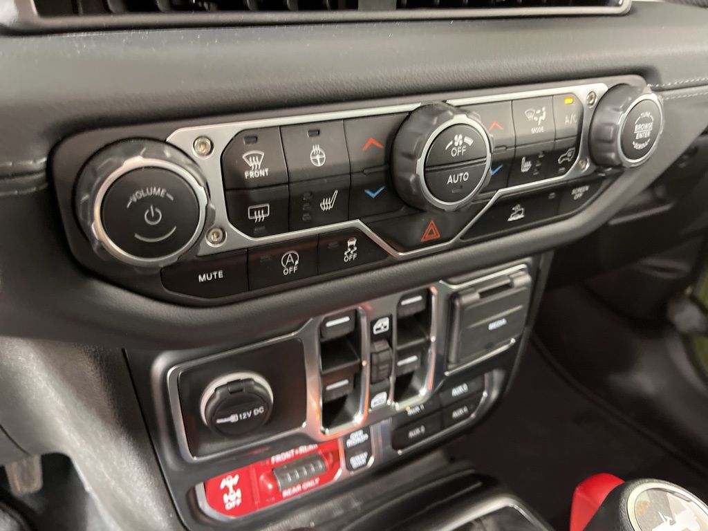 2024 Jeep Wrangler Rubicon 29