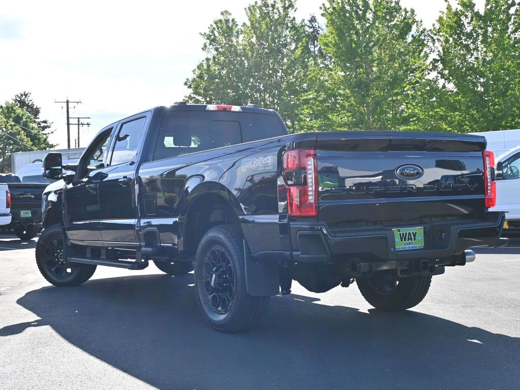 2025 Ford F-350 Super Duty Lariat