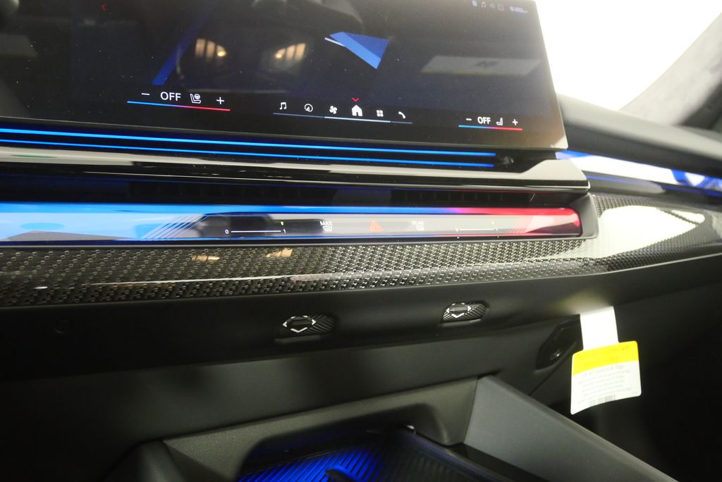 Thumbnail: 2026 BMW M5 - 28