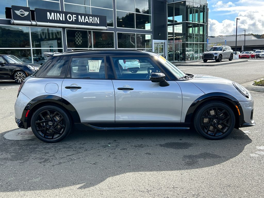Thumbnail: 2025 MINI Cooper - 6
