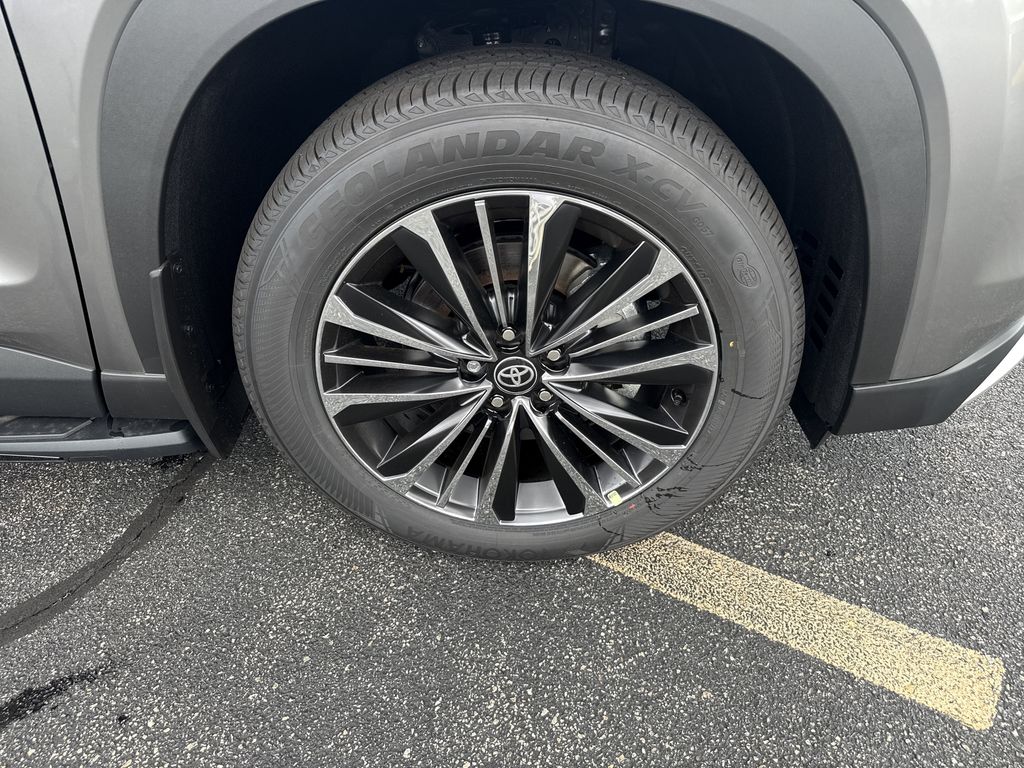 New 2026 Toyota Grand Highlander Hybrid SUV