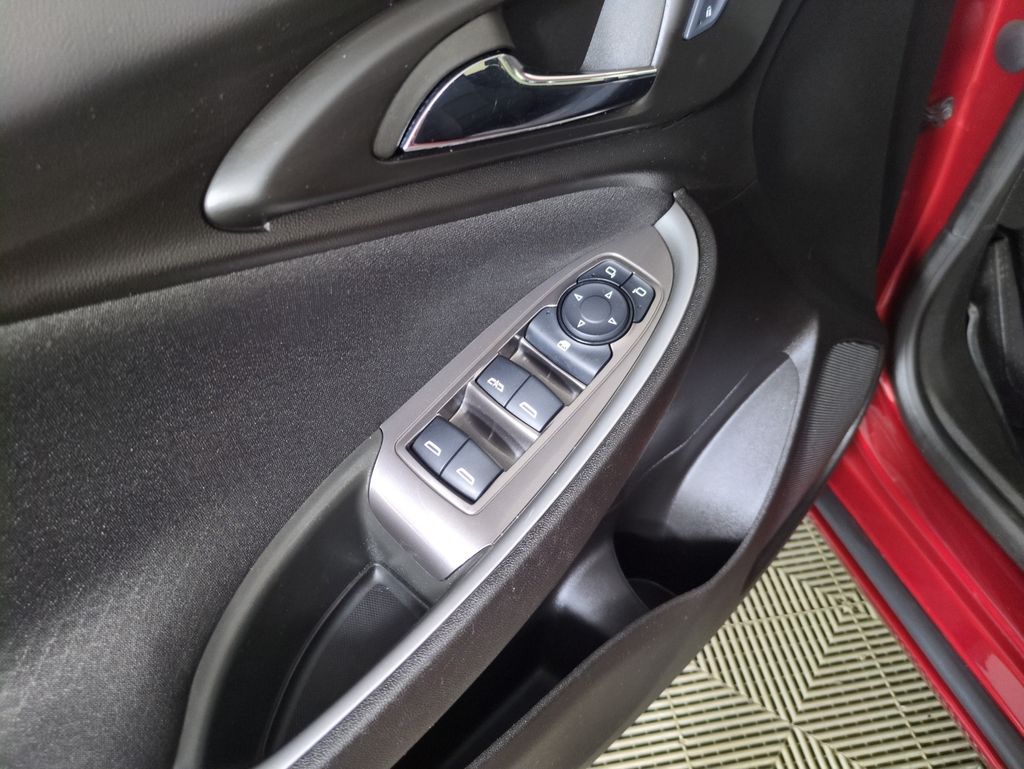 Used 2025 Chevrolet Malibu LT For Sale in Fort Wayne, IN