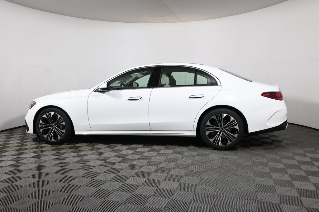 Thumbnail: 2027 Mercedes-Benz E-Class - 2