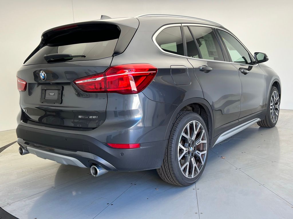 Thumbnail: 2021 BMW X1 - 3