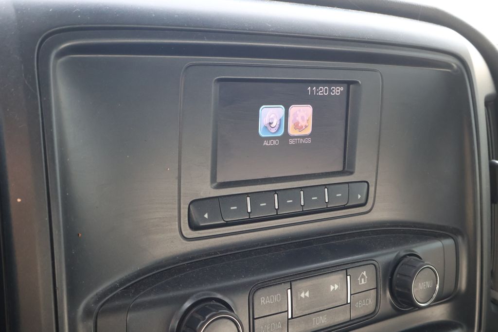 Thumbnail: 2017 Chevrolet Silverado 2500 - 23