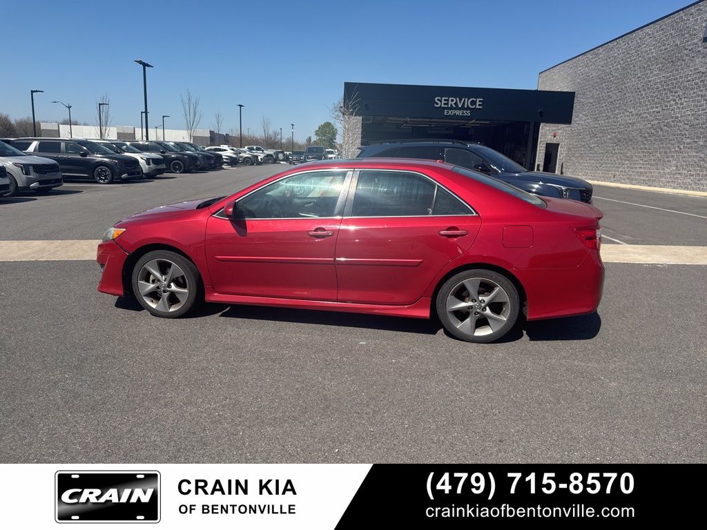 View vehicle photo 5