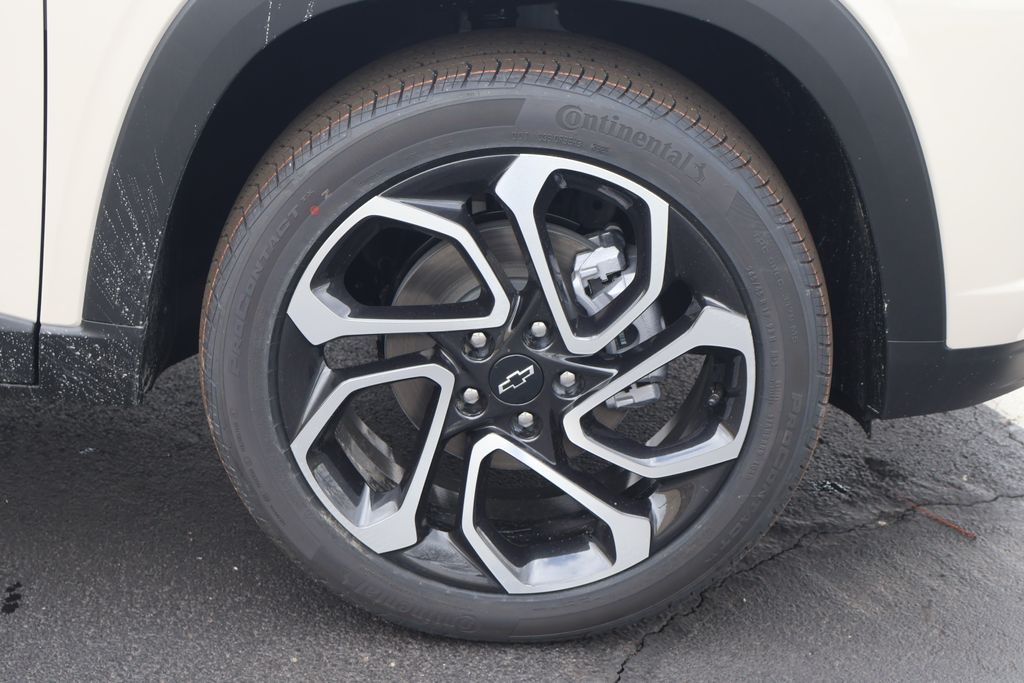 Thumbnail: 2026 Chevrolet Trax - 11