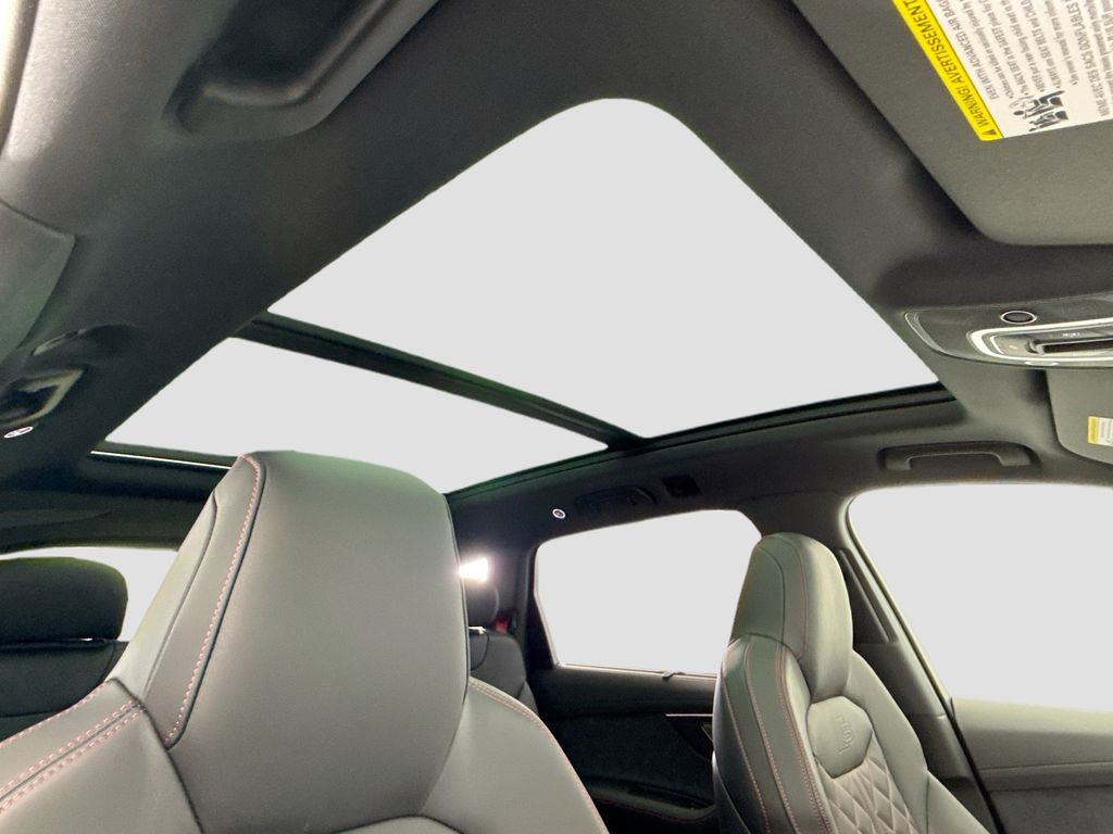 Thumbnail: 2026 Audi Q7 - 18