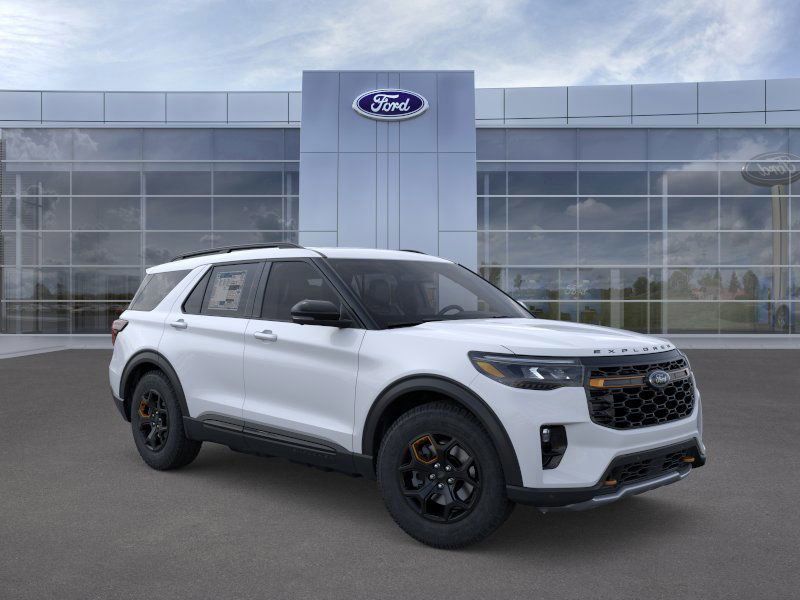 New 2026 White Ford Tremor image 8