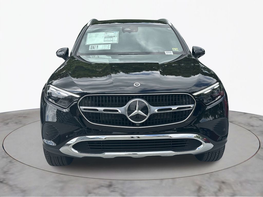 2025 Mercedes-Benz GLC 300 6