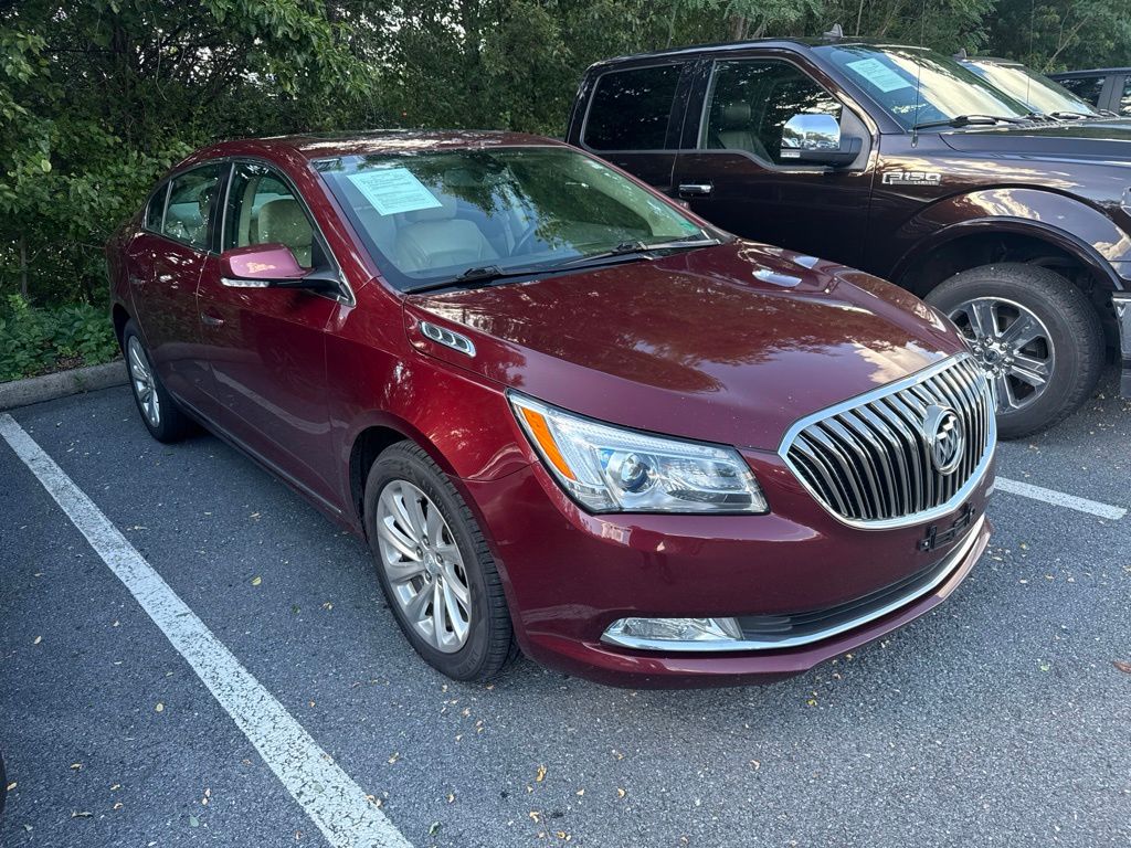 Deep Garnet Metallic 2016 Buick LaCrosse Sedan Front-Wheel Drive 6-Speed Automatic Overdrive