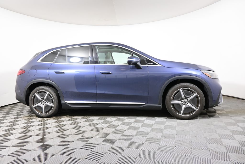 Thumbnail: 2023 Mercedes-Benz EQE - 8