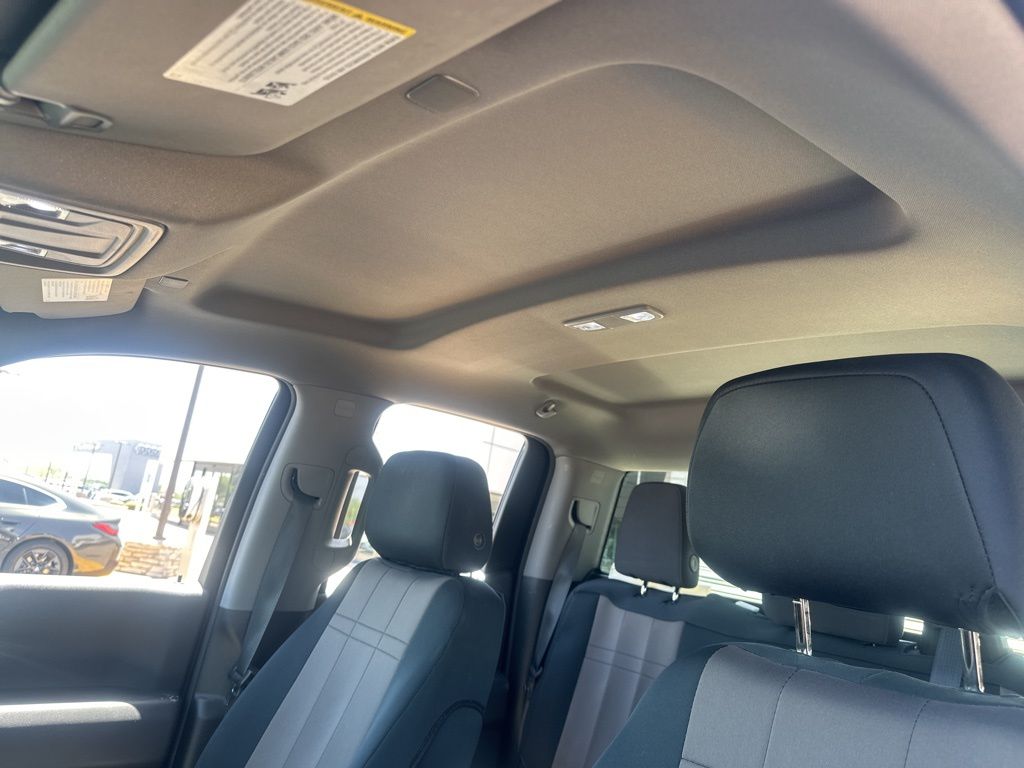 2020 Chevrolet Silverado 1500 Custom 10