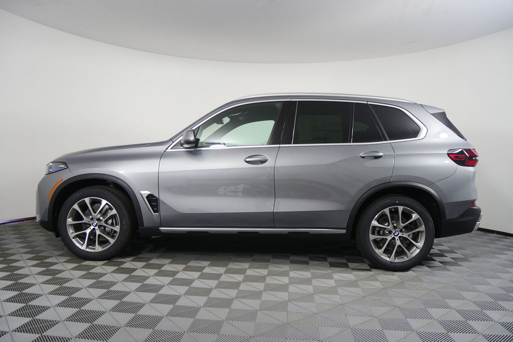 Thumbnail: 2026 BMW X5 - 6