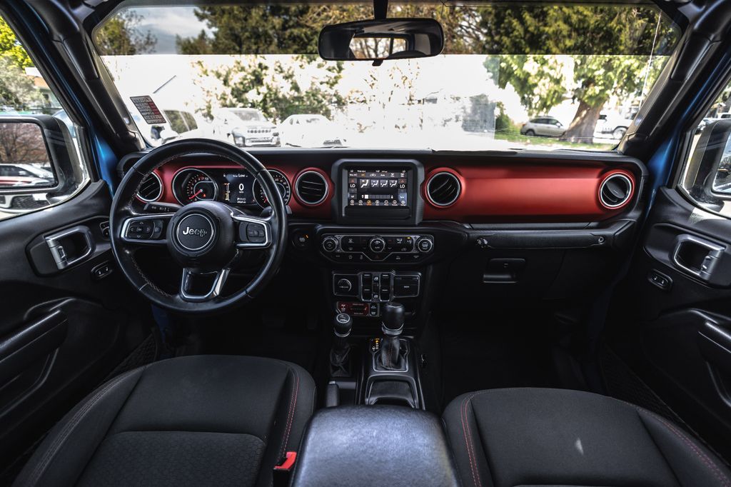 2020 Jeep Gladiator Rubicon thumbnail 25