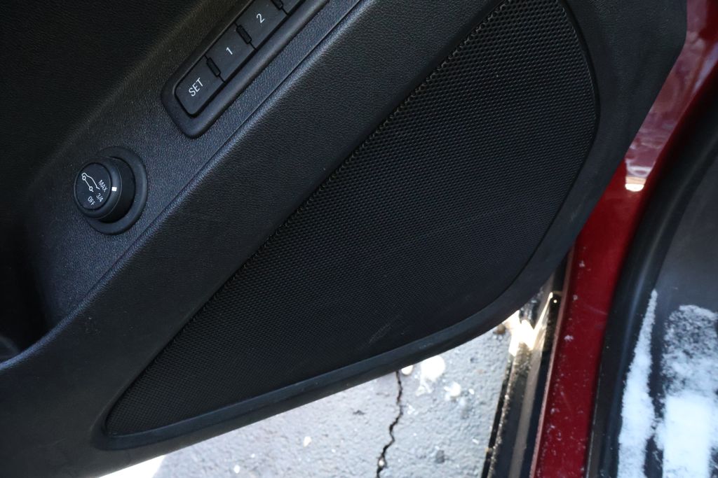 Thumbnail: 2018 Chevrolet Equinox - 17