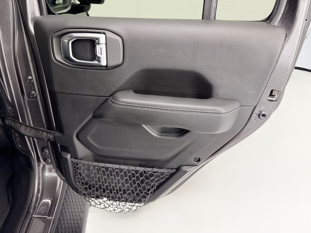 Thumbnail: 2020 Jeep Wrangler - 26
