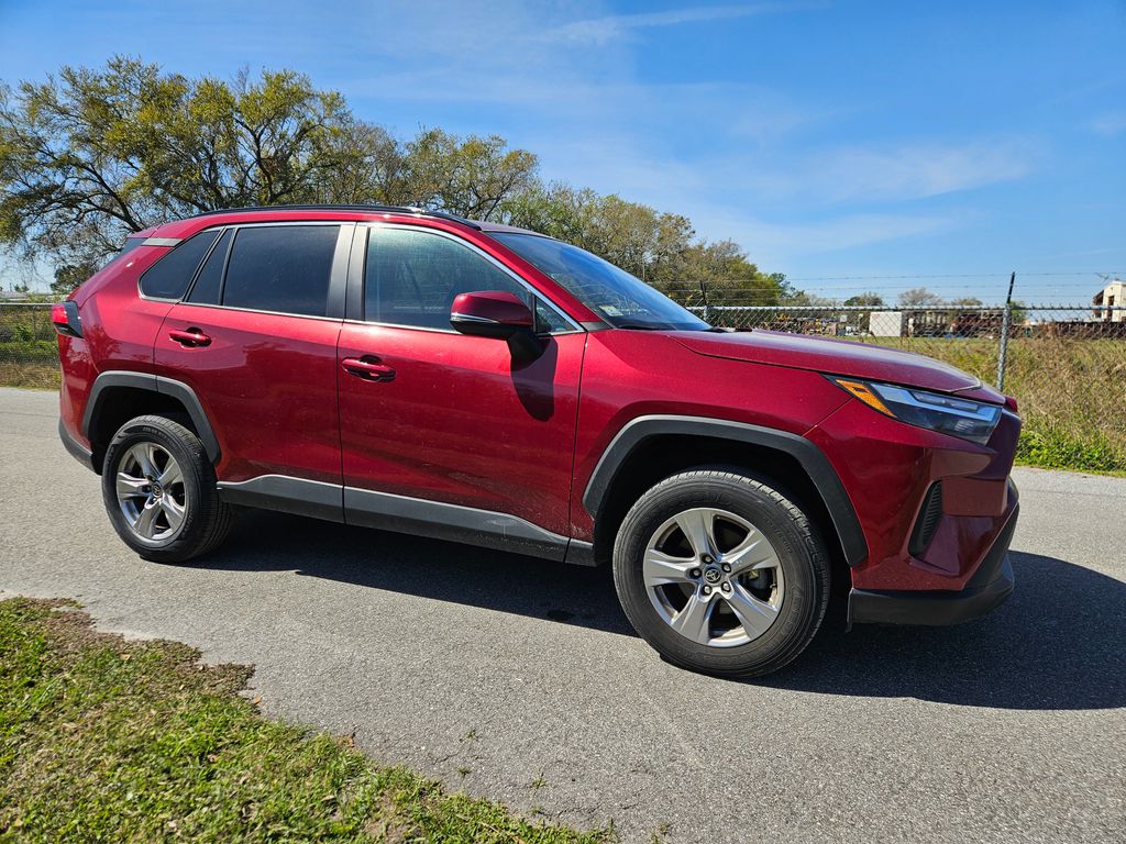 2023 Toyota RAV4 XLE 7