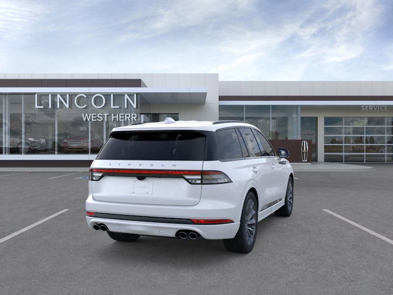 New 2026 White Lincoln Premiere image 8